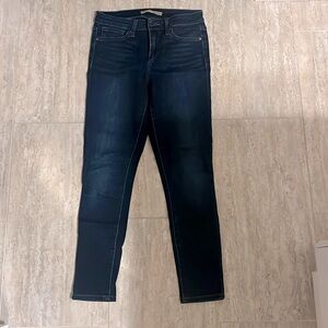 Joe’s Jeans. Skinny dark wash with great stretch. Great condition. Size 27